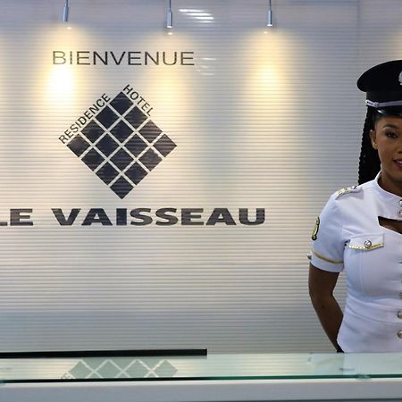 Hotel Le Vaisseau Abidjan Esterno foto