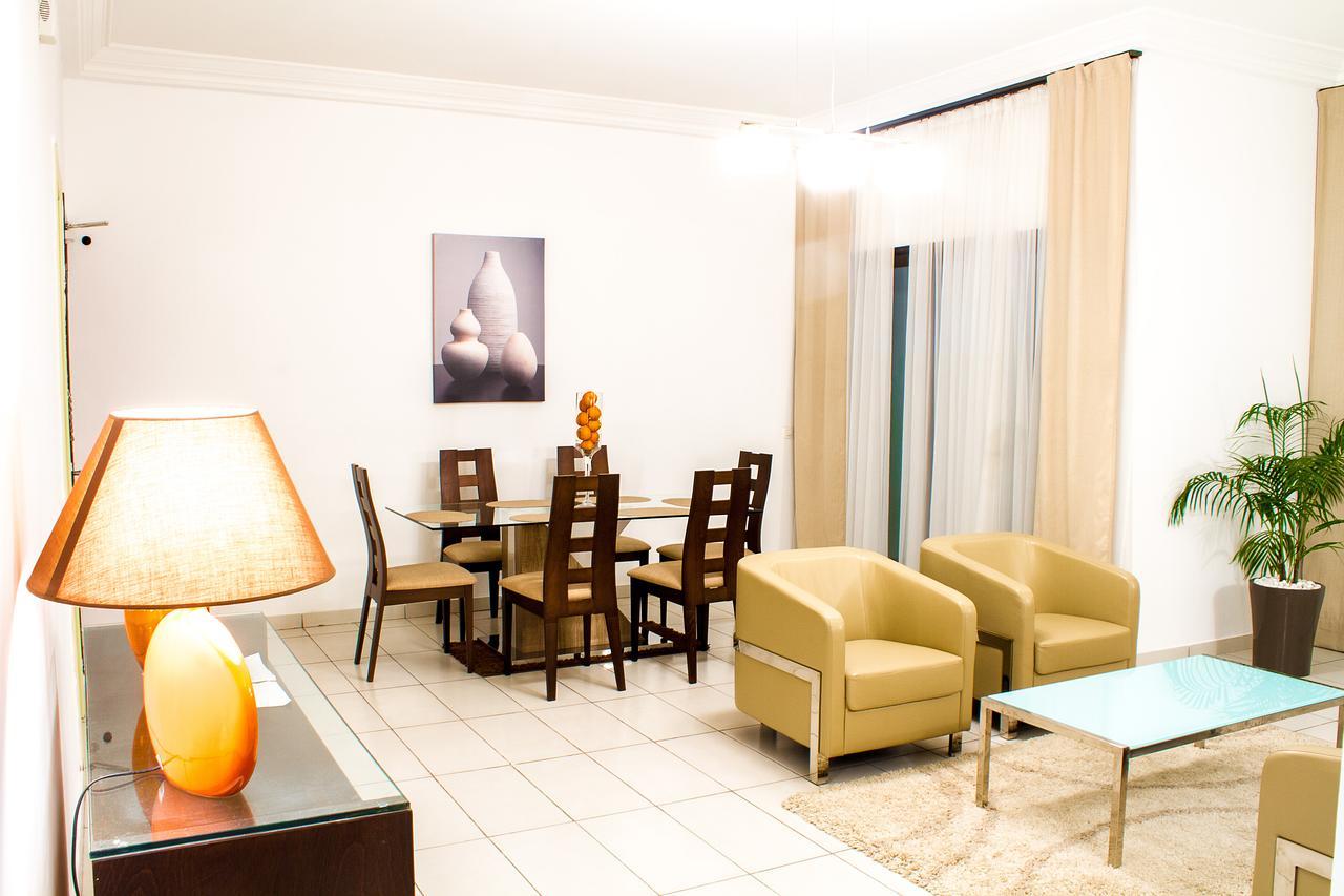 Hotel Le Vaisseau Abidjan Esterno foto